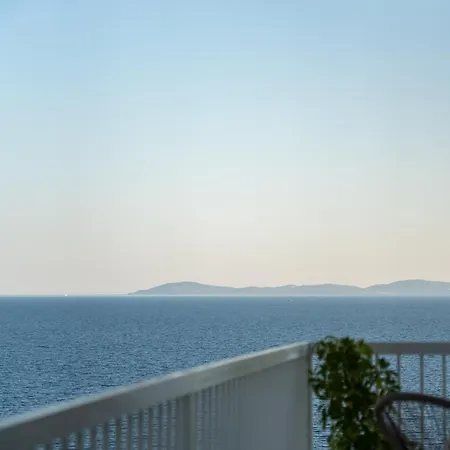 Jera Νέος Μαρμαράς