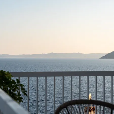 Jera Νέος Μαρμαράς